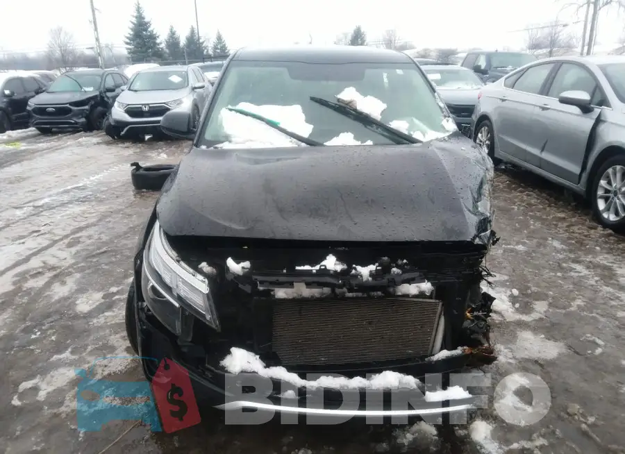 KNDEPCAA3M7044310 Photo# 12