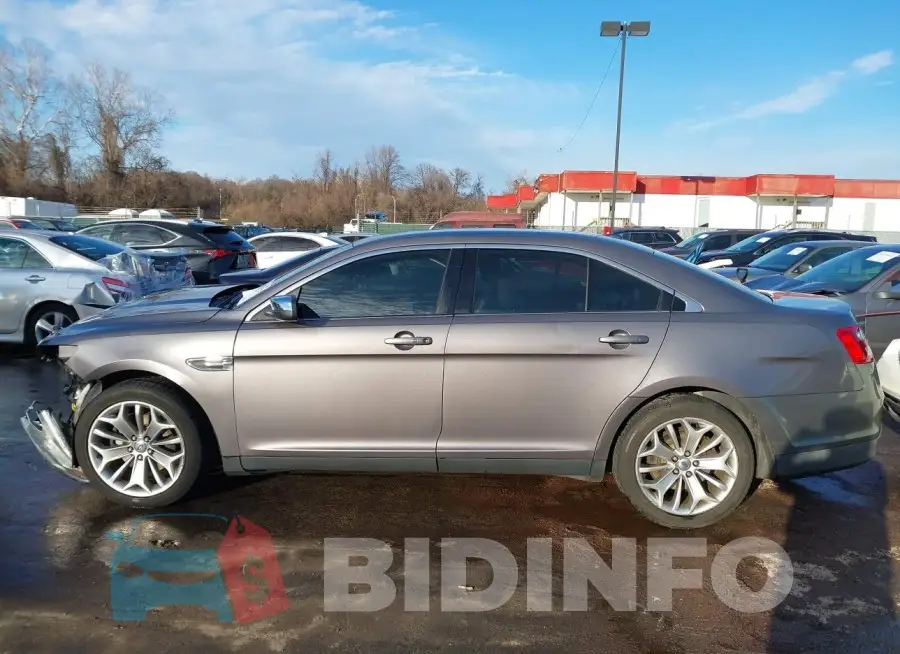 1FAHP2F89EG111139 Photo# 13