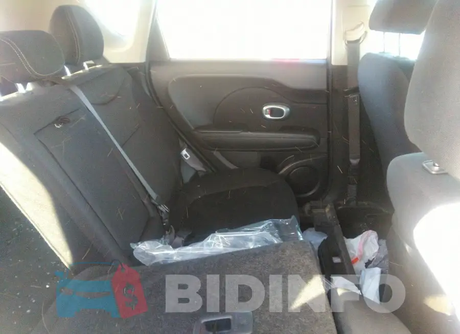 KNDJN2A21E7086922 Photo# 8