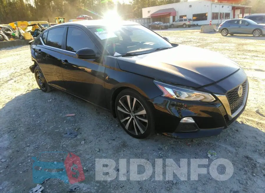 1N4BL4CV6LC180009 Photo# 1
