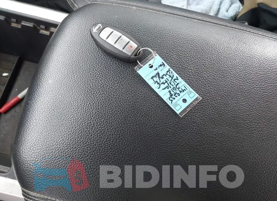 1N6AA1E61JN501078 Photo# 11