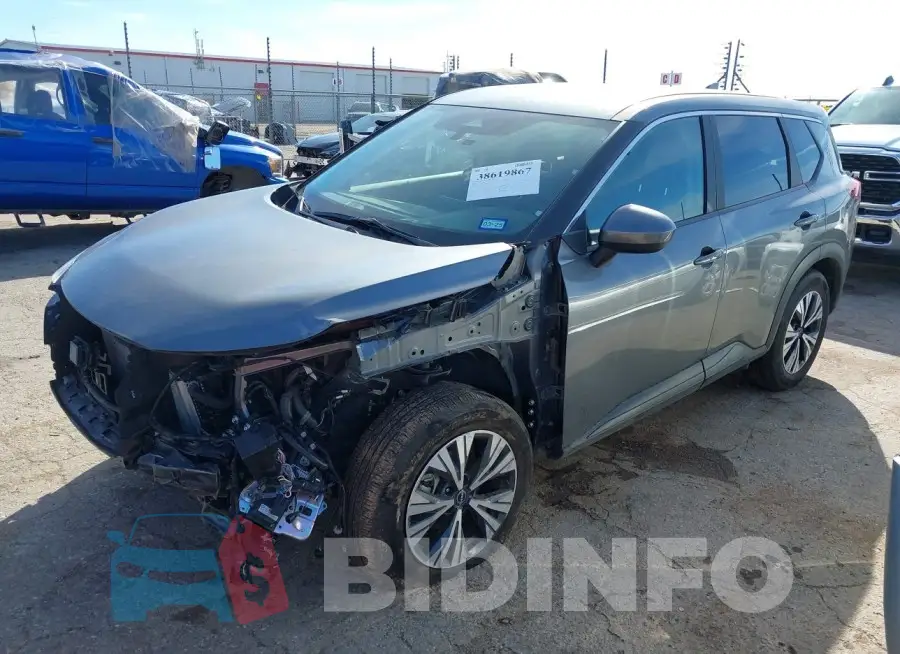 5N1BT3BB7PC797576 Photo# 2