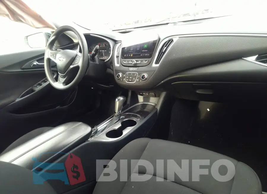 1G1ZD5ST5LF101903 Photo# 5