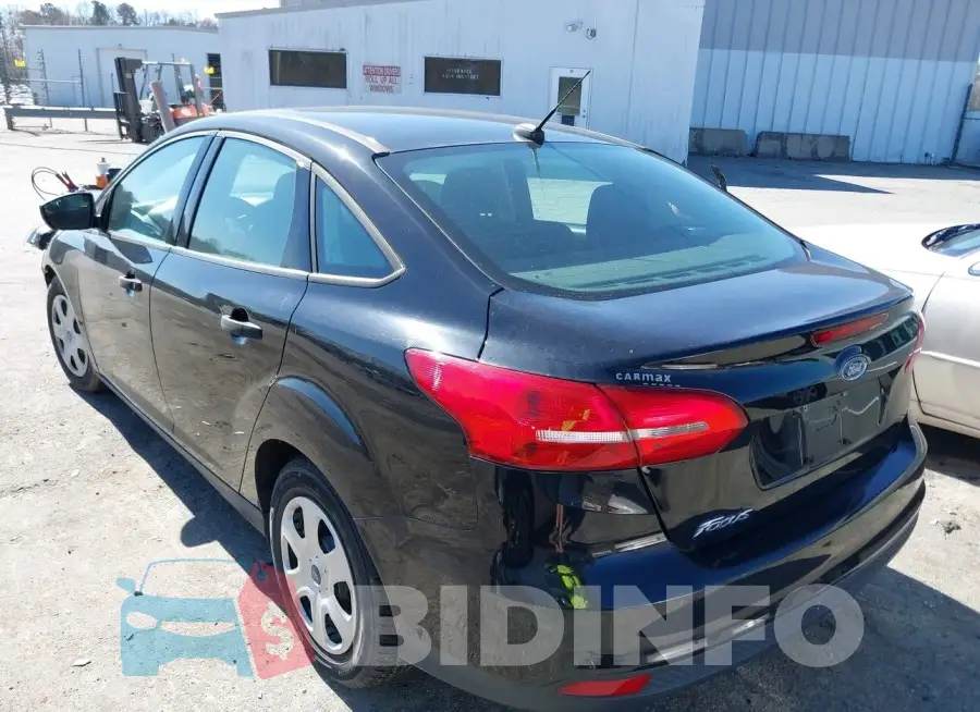 1FADP3E27JL320026 Photo# 3