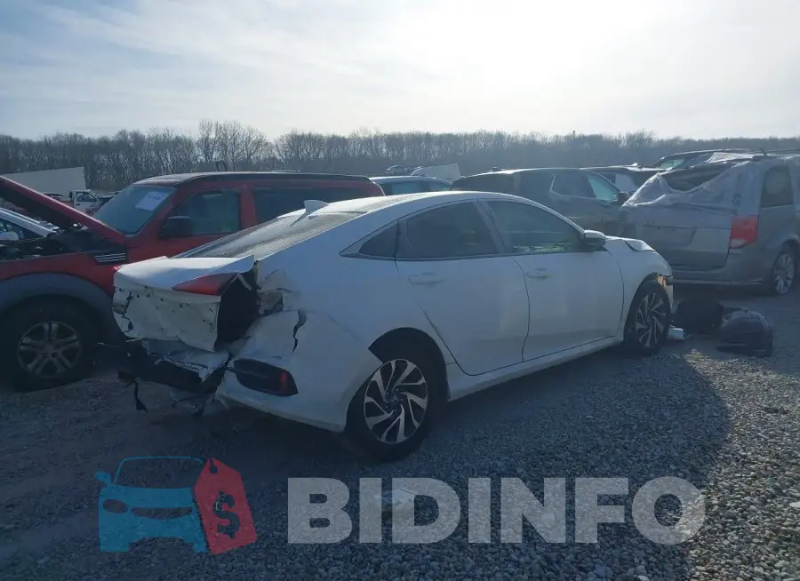 19XFC2F78HE062105 Photo# 4