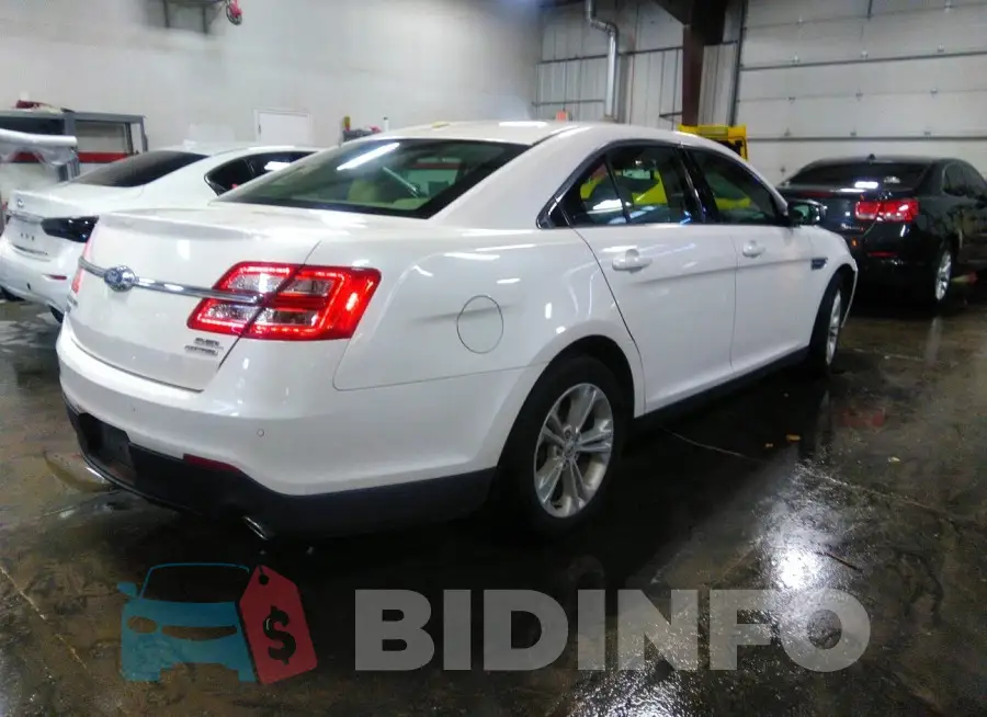 1FAHP2E88FG172856 Photo# 4