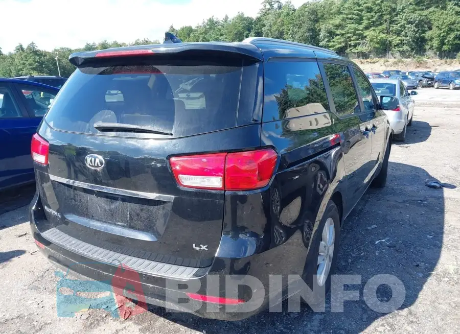 KNDMB5C17F6033869 Photo# 4