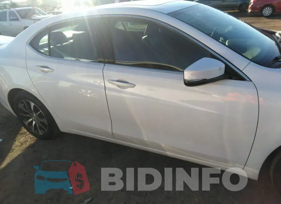 19UUB1F35FA027198 Photo# 14