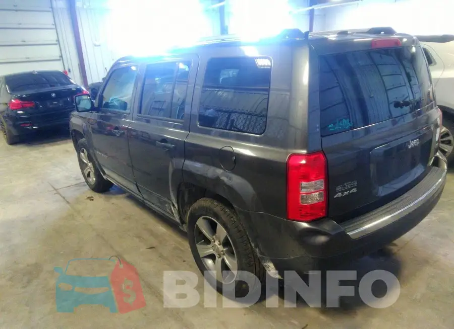 1C4NJRFB0GD658338 Photo# 3