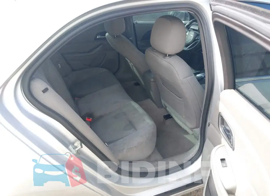 1G11B5SL7FU151284 Photo# 8
