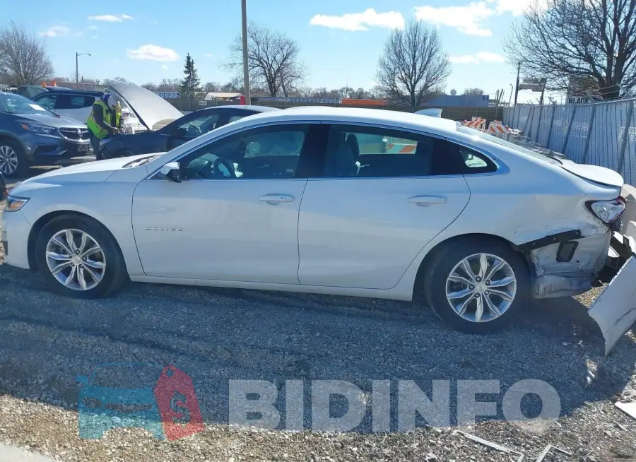 1G1ZD5ST4MF024328 Photo# 14
