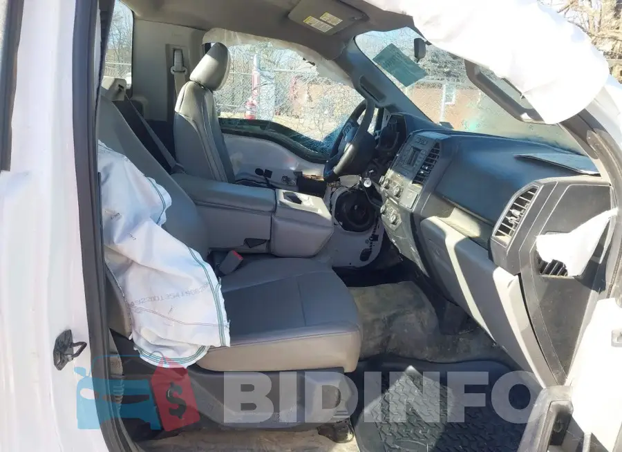 1FTNF1EG1HKC85517 Photo# 5