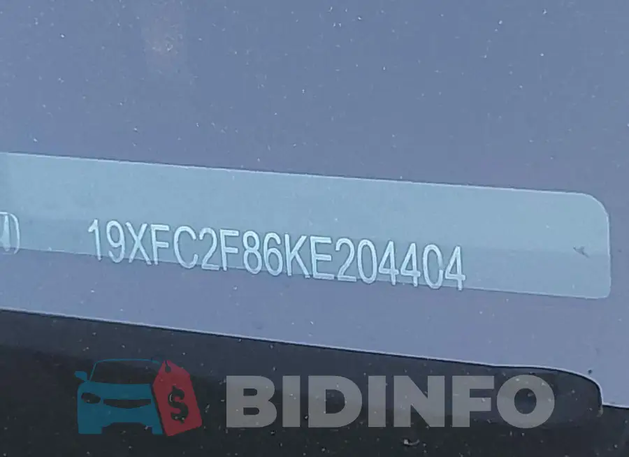 19XFC2F86KE204404 Photo# 9