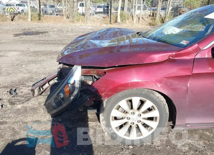 1HGCR2F80FA265162 Photo# 6