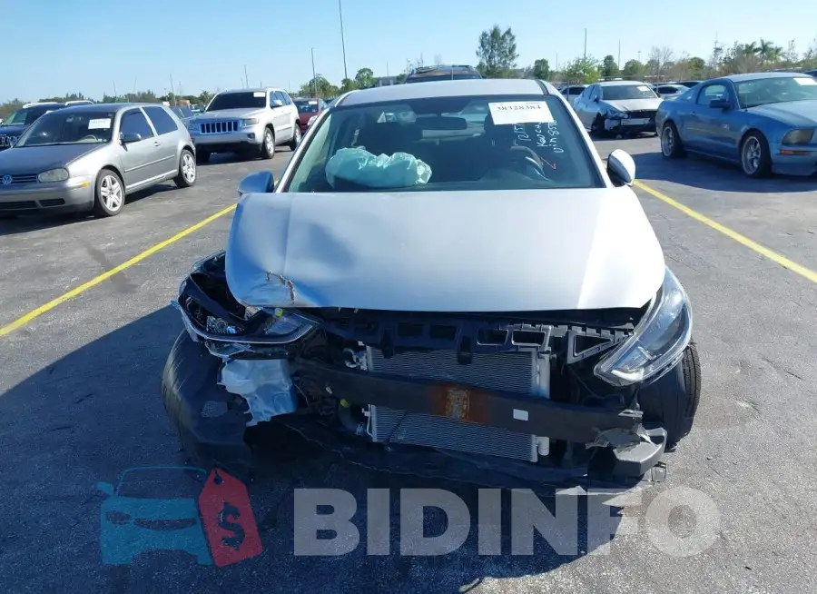 3KPC24A64LE118596 Photo# 12