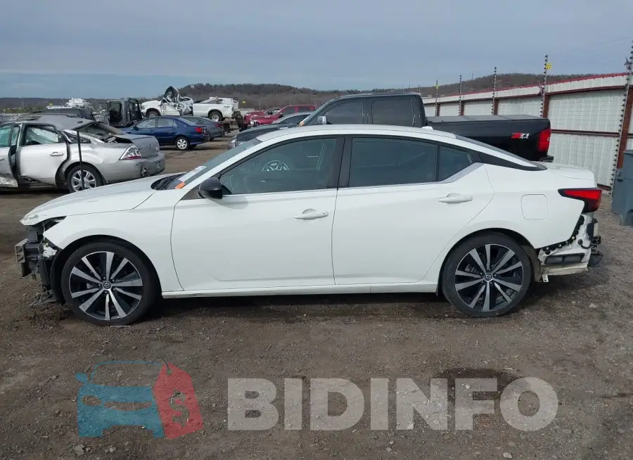1N4BL4CV3KC177518 Photo# 14