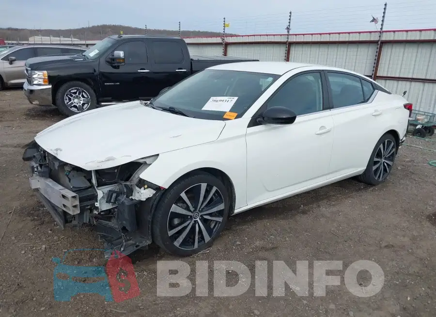 1N4BL4CV3KC177518 Photo# 2