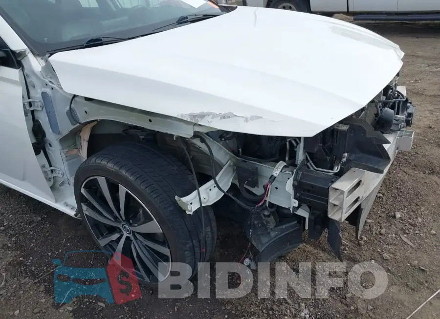 1N4BL4CV3KC177518 Photo# 20