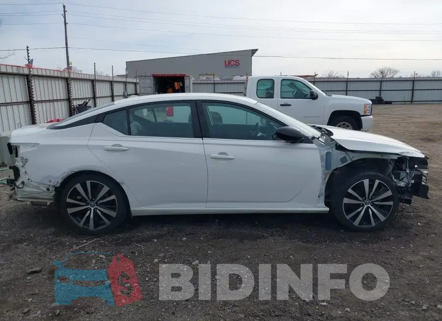 1N4BL4CV3KC177518 Photo# 13