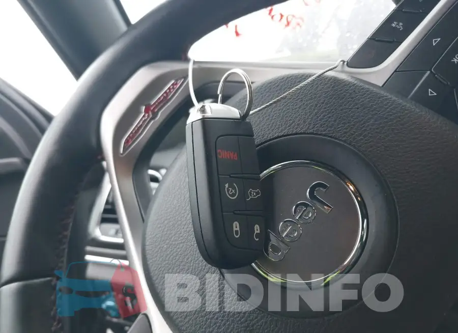 1C4RJFLG9MC666701 Photo# 11