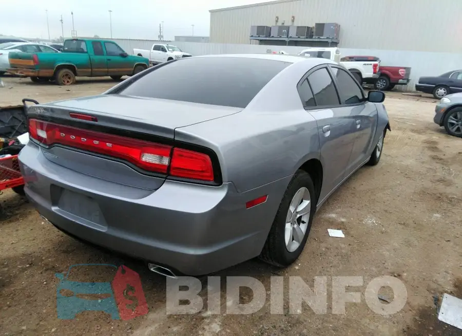 2C3CDXBGXEH130802 Photo# 4