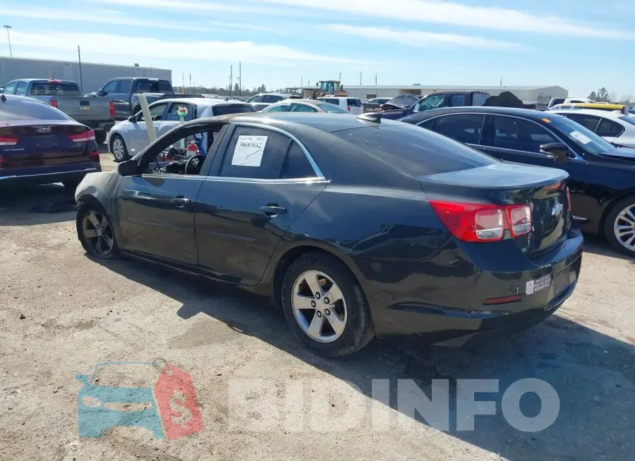 1G11B5SL8FF174044 Photo# 3