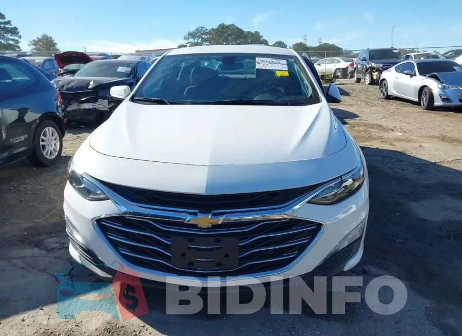 1G1ZD5ST0MF070562 Photo# 12