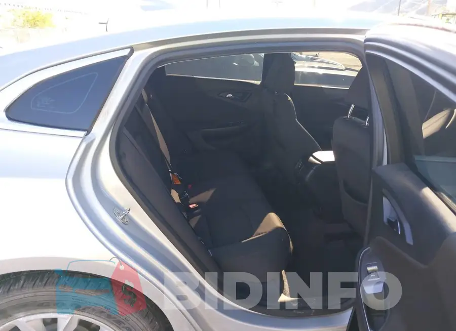 1G1ZD5ST5KF107151 Photo# 8