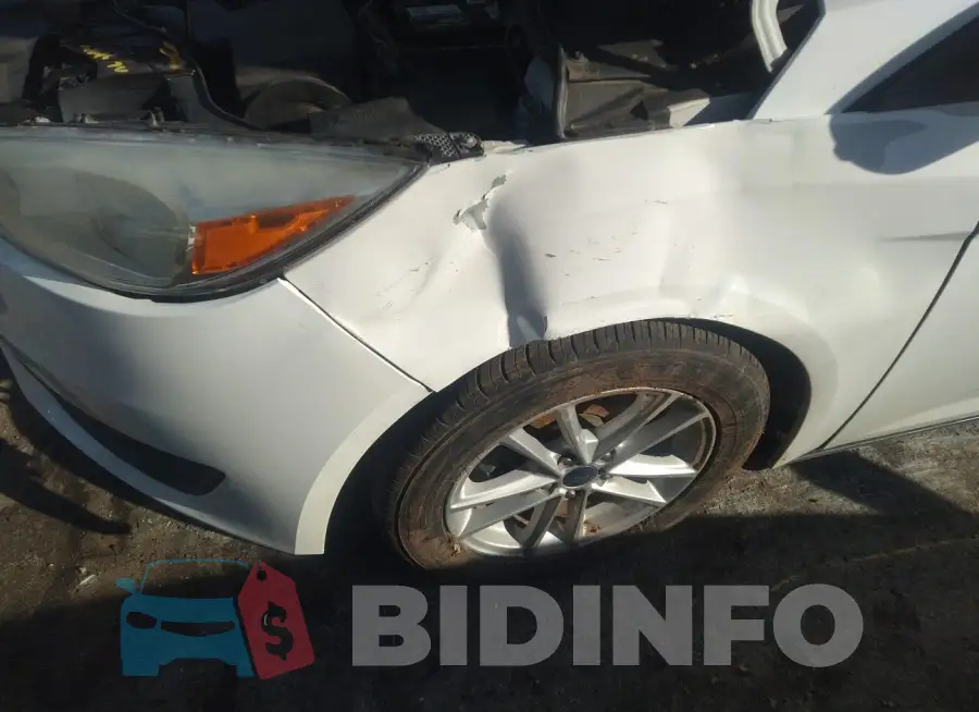 1FADP3F26HL259681 Photo# 6