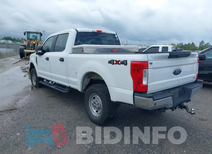 1FT7W2B61JEC68960 Photo# 3