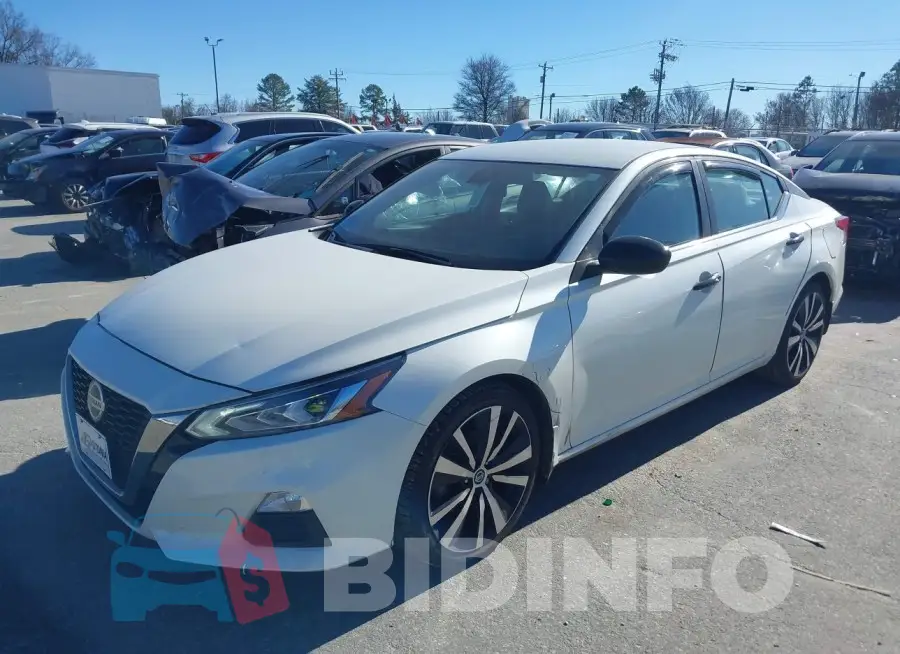 1N4BL4CV9LC182580 Photo# 2