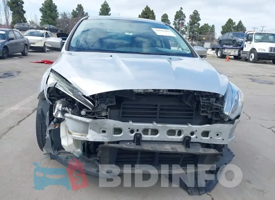 1FADP3K28GL372830 Photo# 6