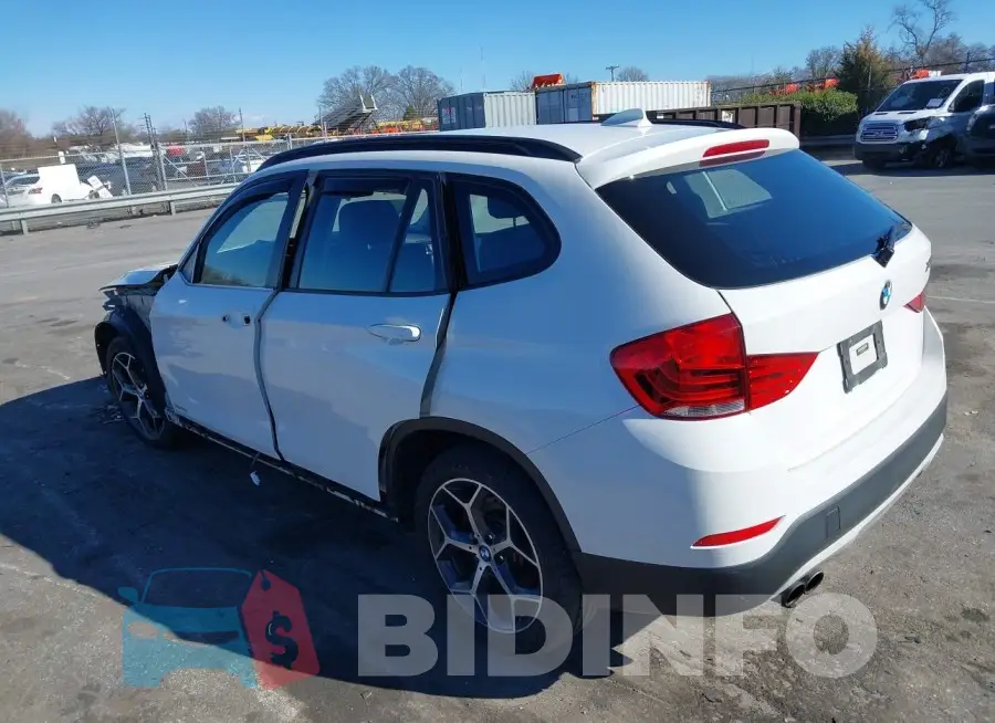 WBAVM1C55FV316994 Photo# 3