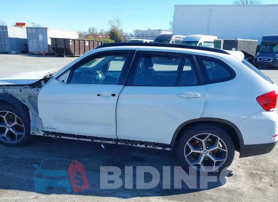 WBAVM1C55FV316994 Photo# 15