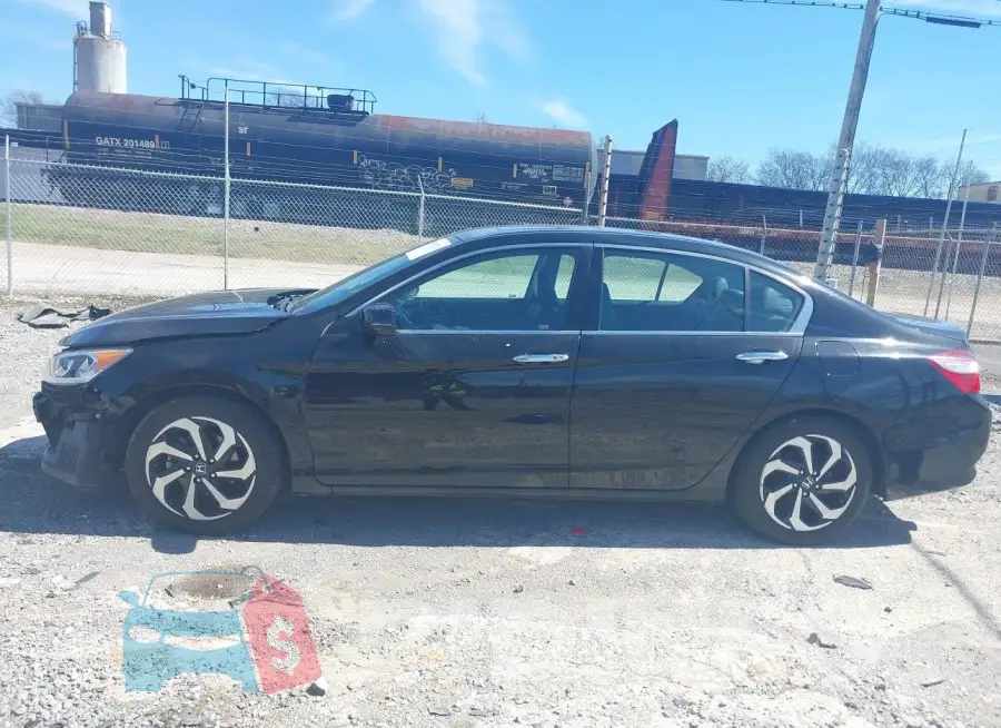 1HGCR3F80GA007747 Photo# 14