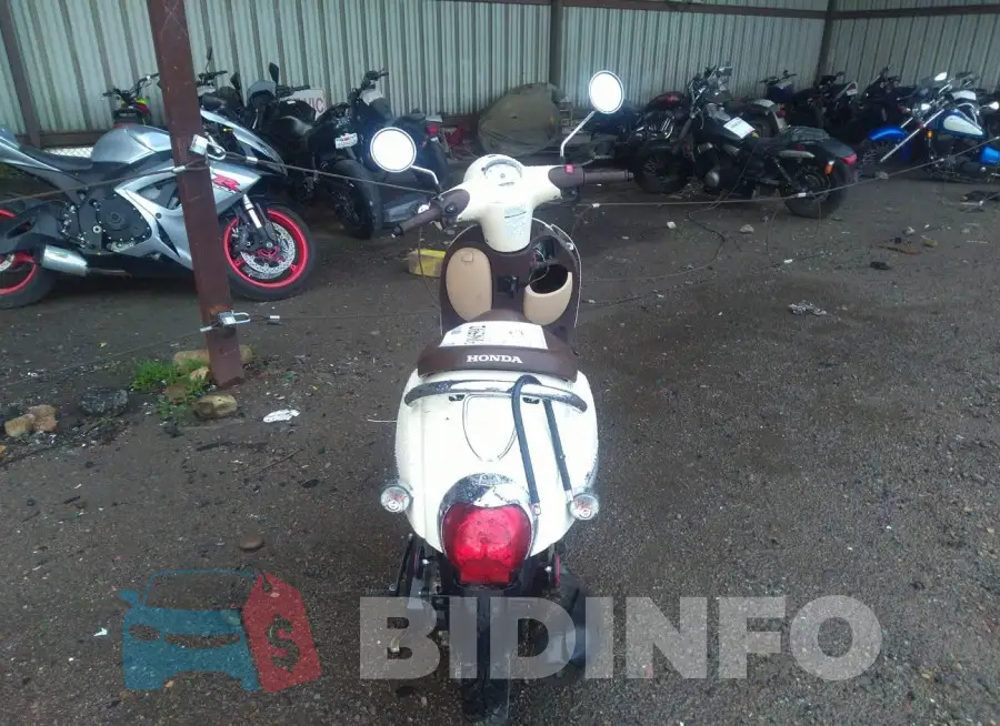 JH2AF7719NK504415 Photo# 6