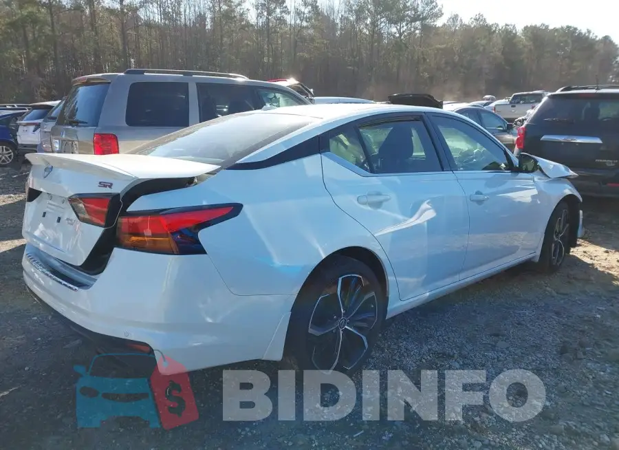 1N4BL4CV1PN371234 Photo# 4