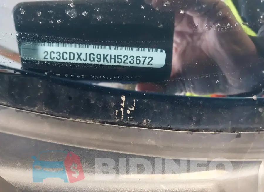 2C3CDXJG9KH523672 Photo# 9