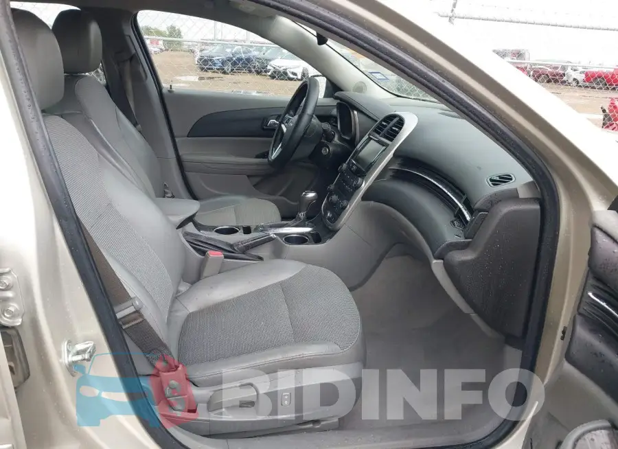 1G11D5SL9FF299175 Photo# 5