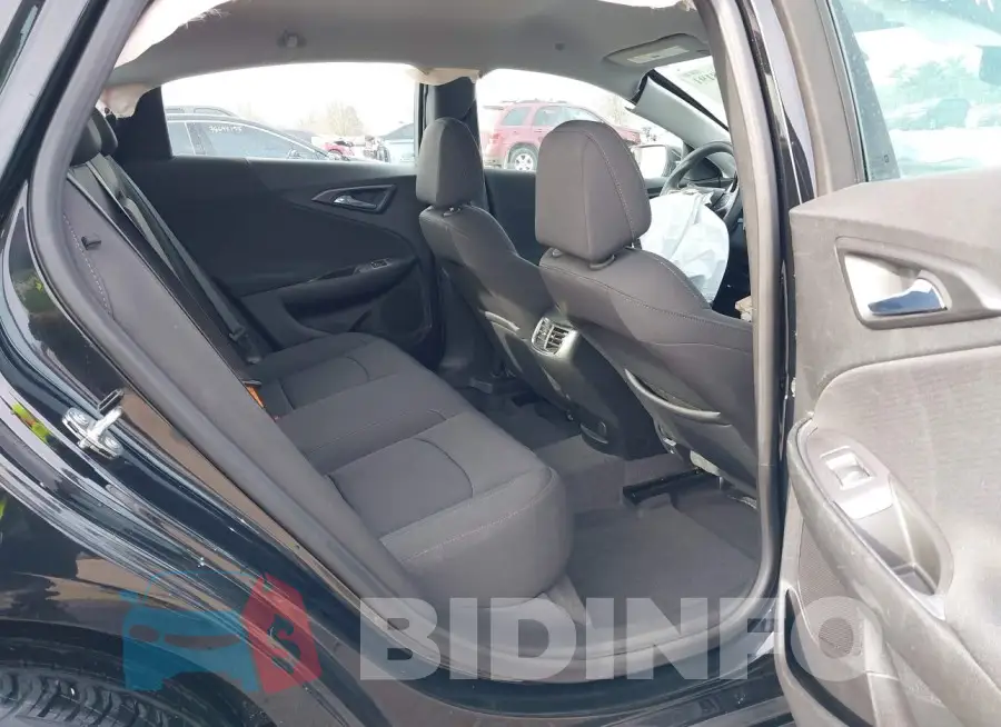 1G1ZD5ST4LF097486 Photo# 8