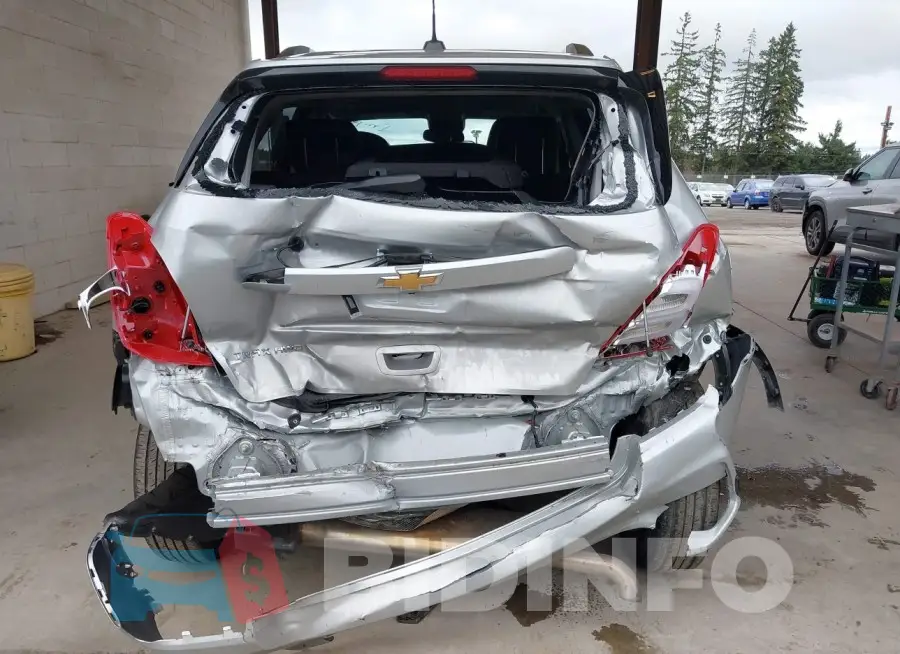 KL7CJPSM2NB565717 Photo# 6