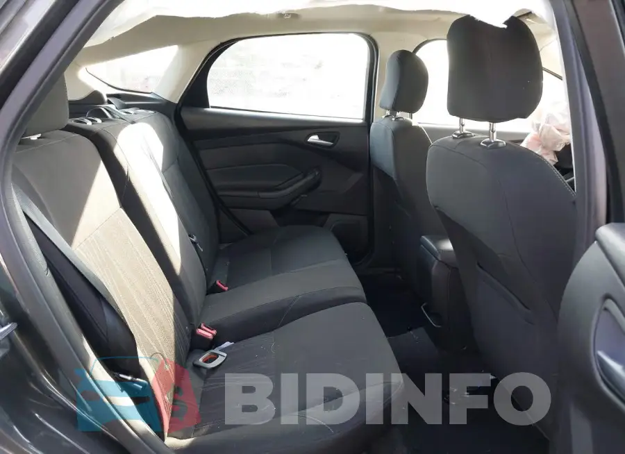 1FADP3K29FL217377 Photo# 8
