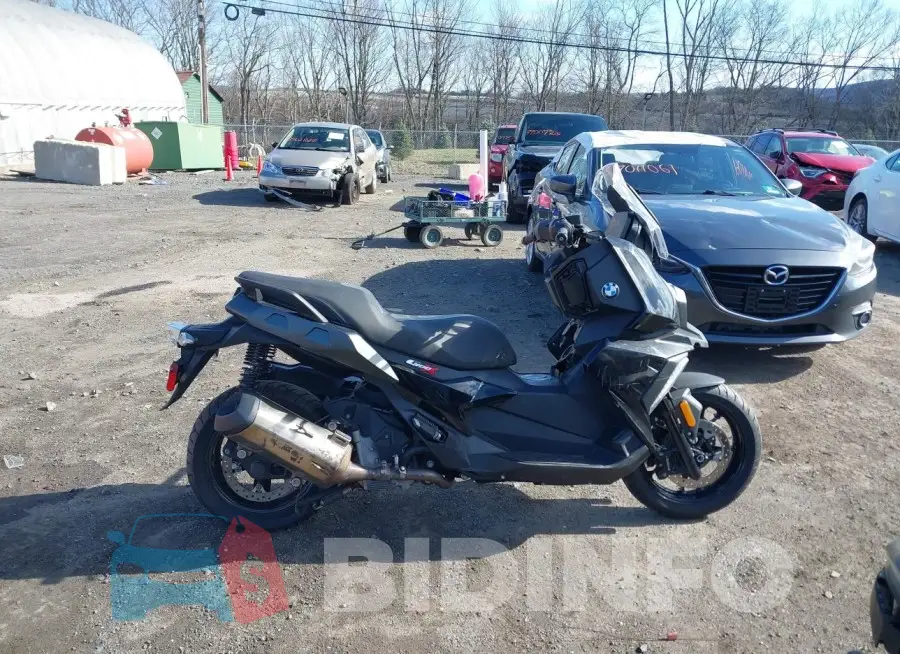 WB40C1906KS876238 Photo# 11