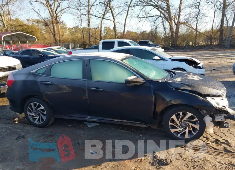 19XFC2F77GE213059 Photo# 12