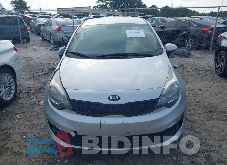 KNADM4A39G6636815 Photo# 12