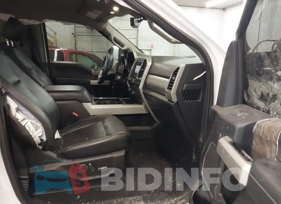 1FT7W2B65KEF14877 Photo# 5