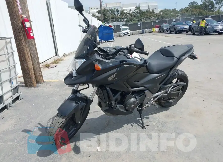 JH2RC6358FK300043 Photo# 2