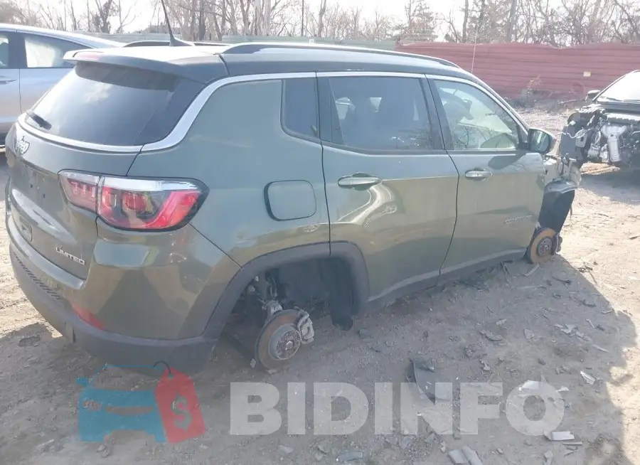 3C4NJDCB2LT142509 Photo# 4