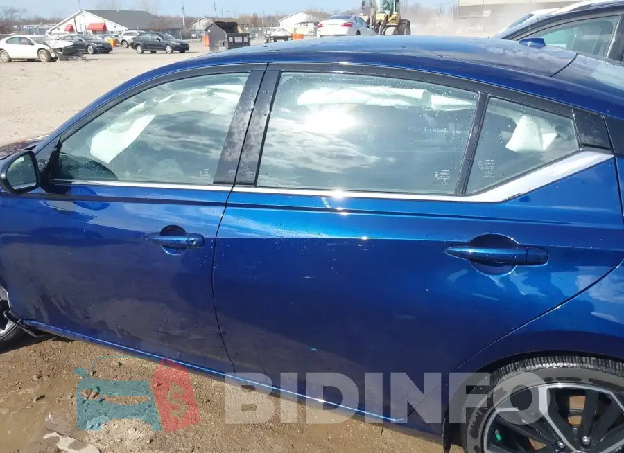 1N4BL4CV6PN320733 Photo# 13