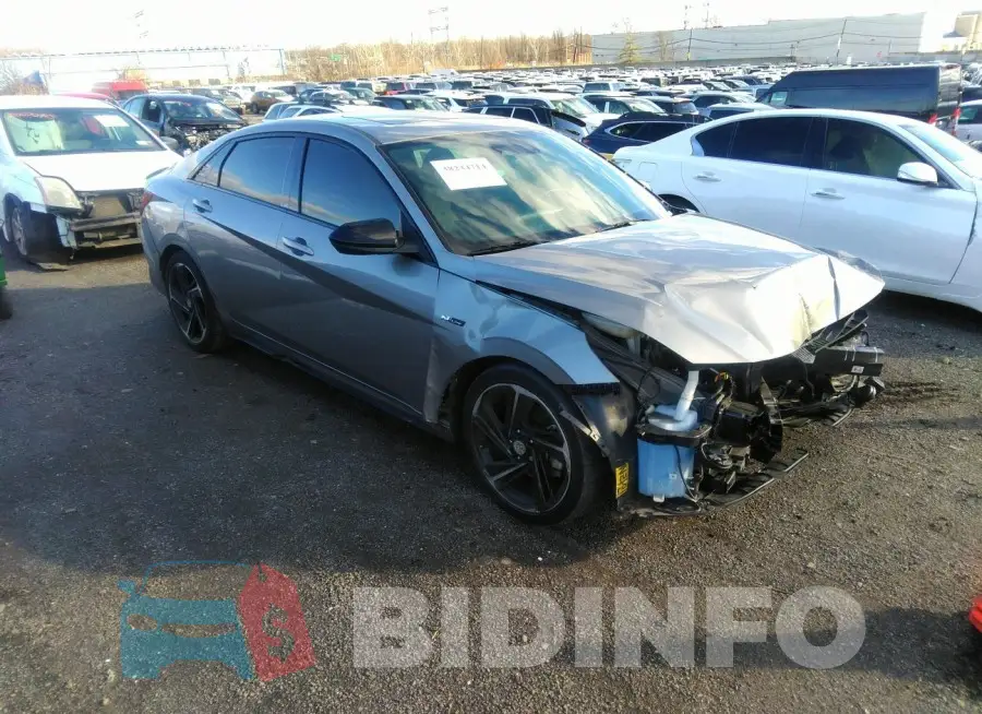 KMHLR4AF2PU398534 Photo# 1